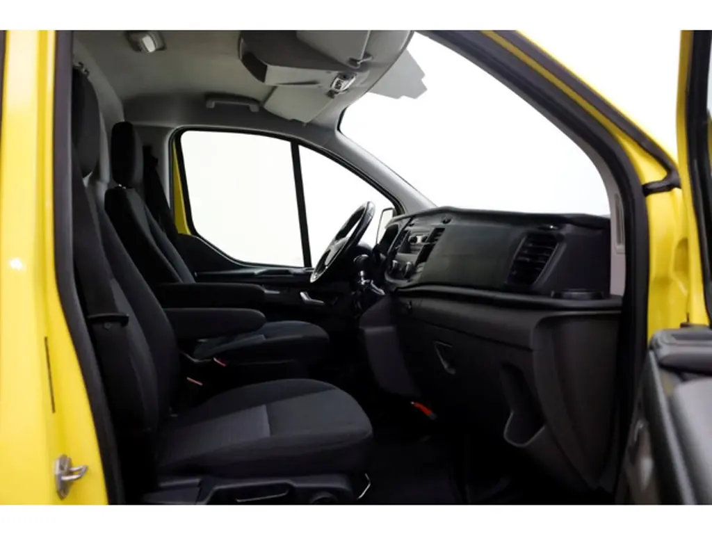 Ford Transit Custom 3