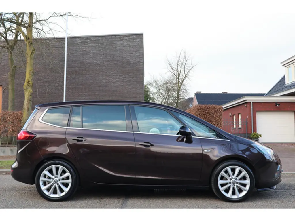 Opel Zafira 2
