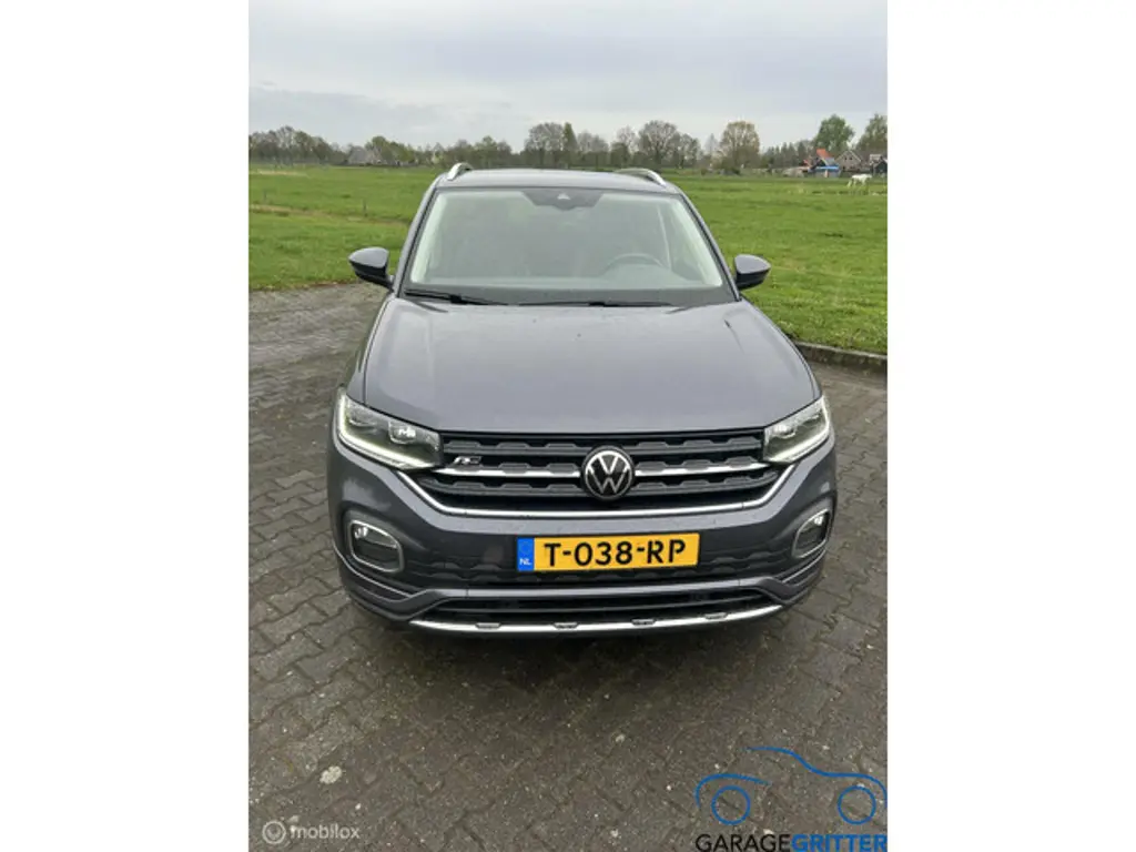 Volkswagen T-Cross 2