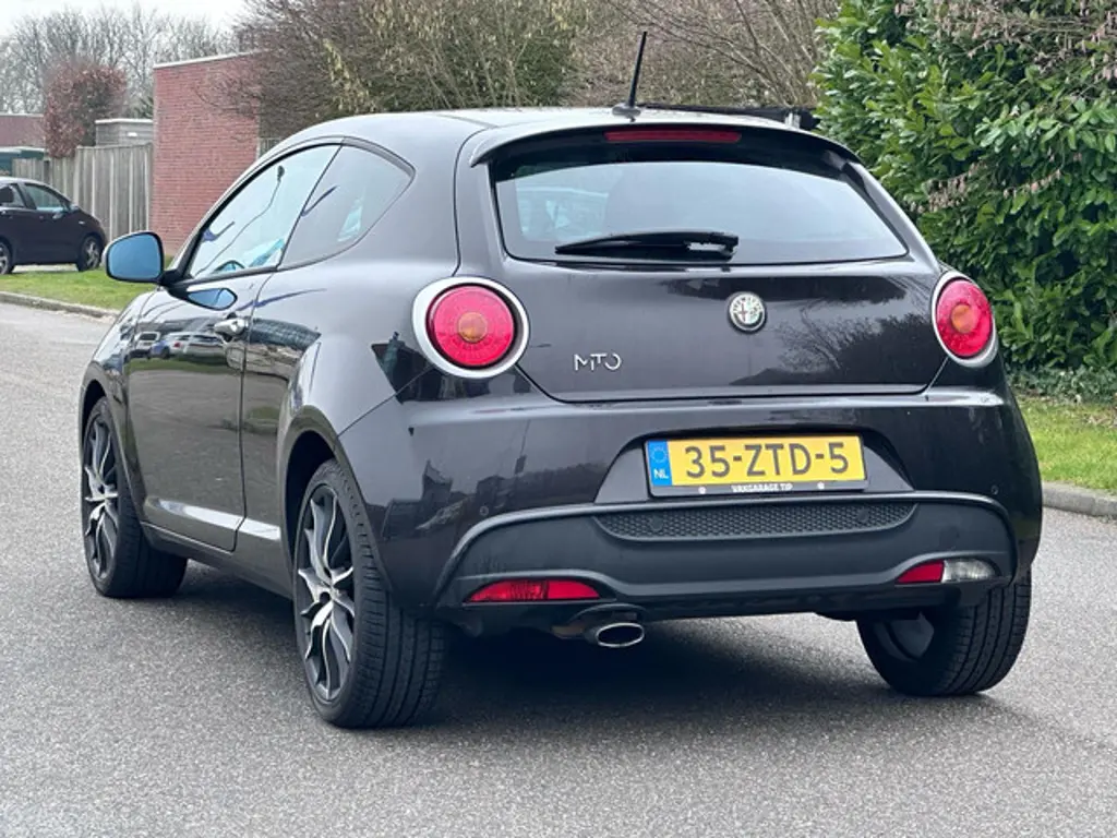 Alfa Romeo MiTo 3