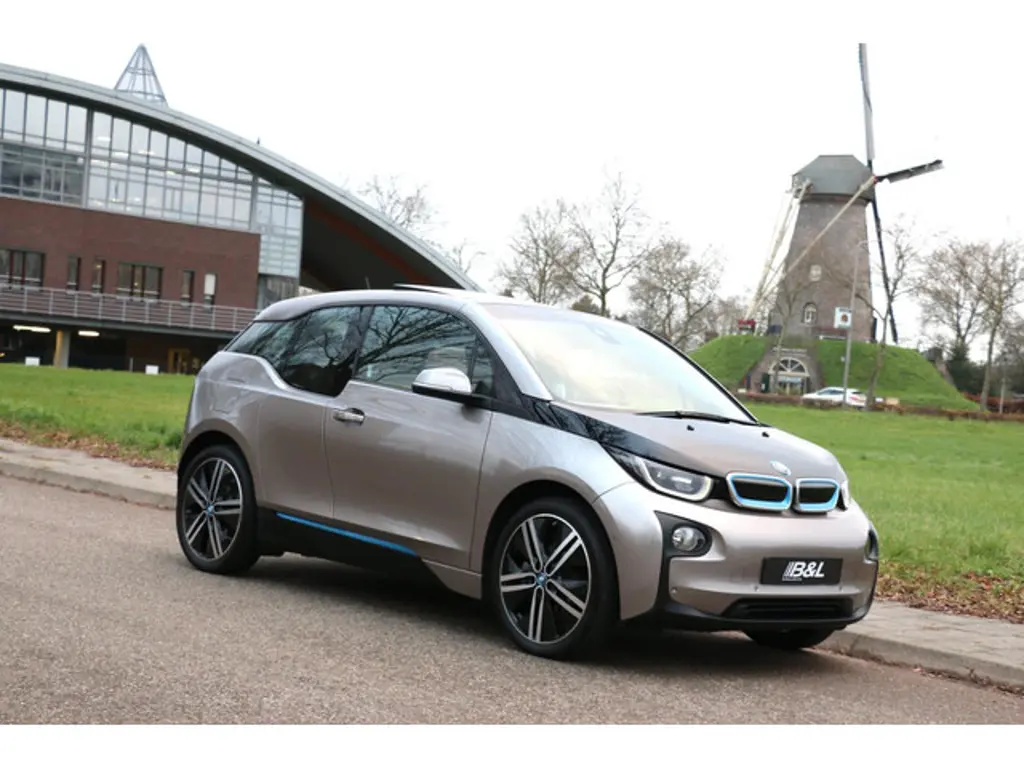 BMW i3