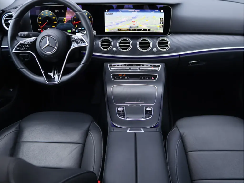 Mercedes-Benz E-Klasse 3