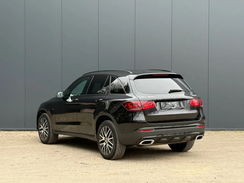 Mercedes-Benz GLC 2
