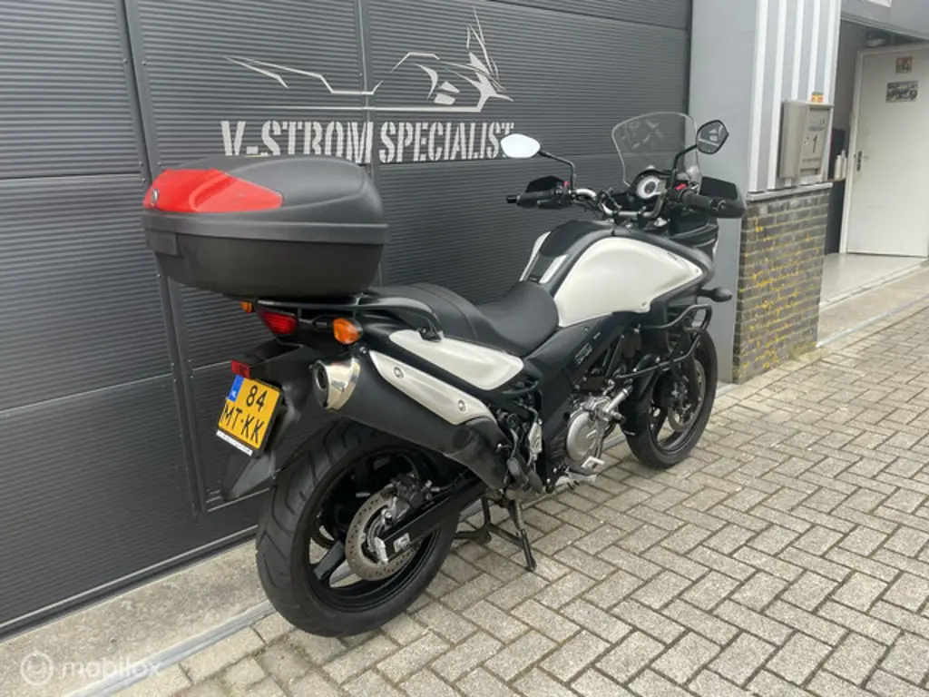 Suzuki V-Strom 3