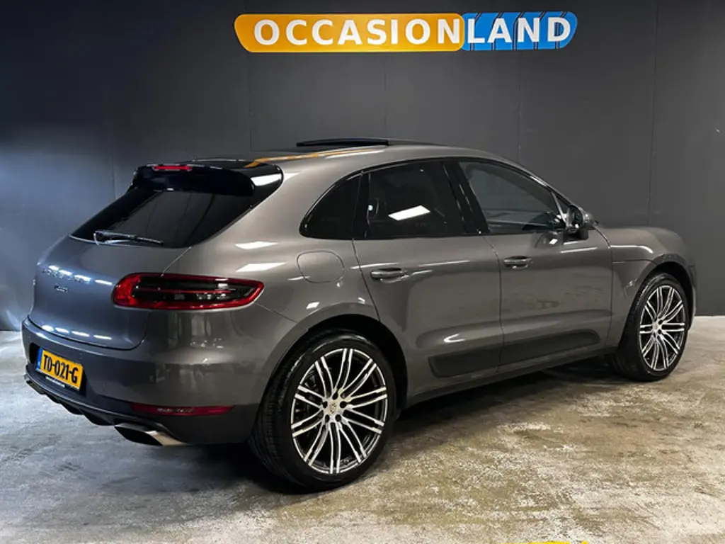 Porsche Macan 2