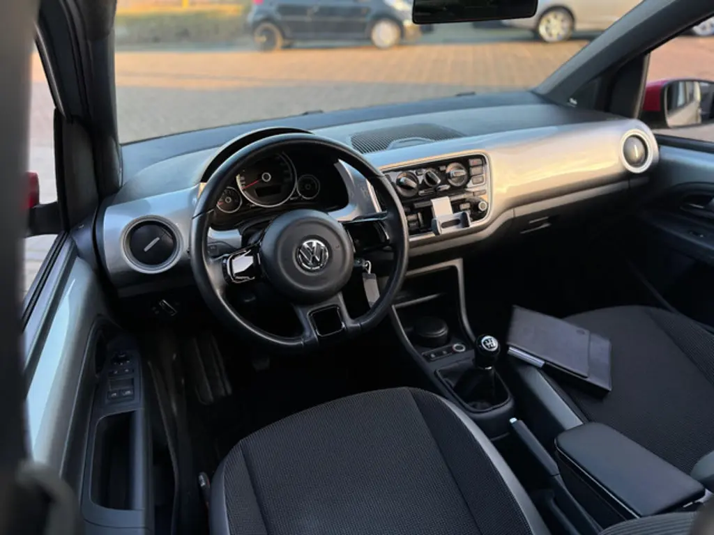 Volkswagen up! 2