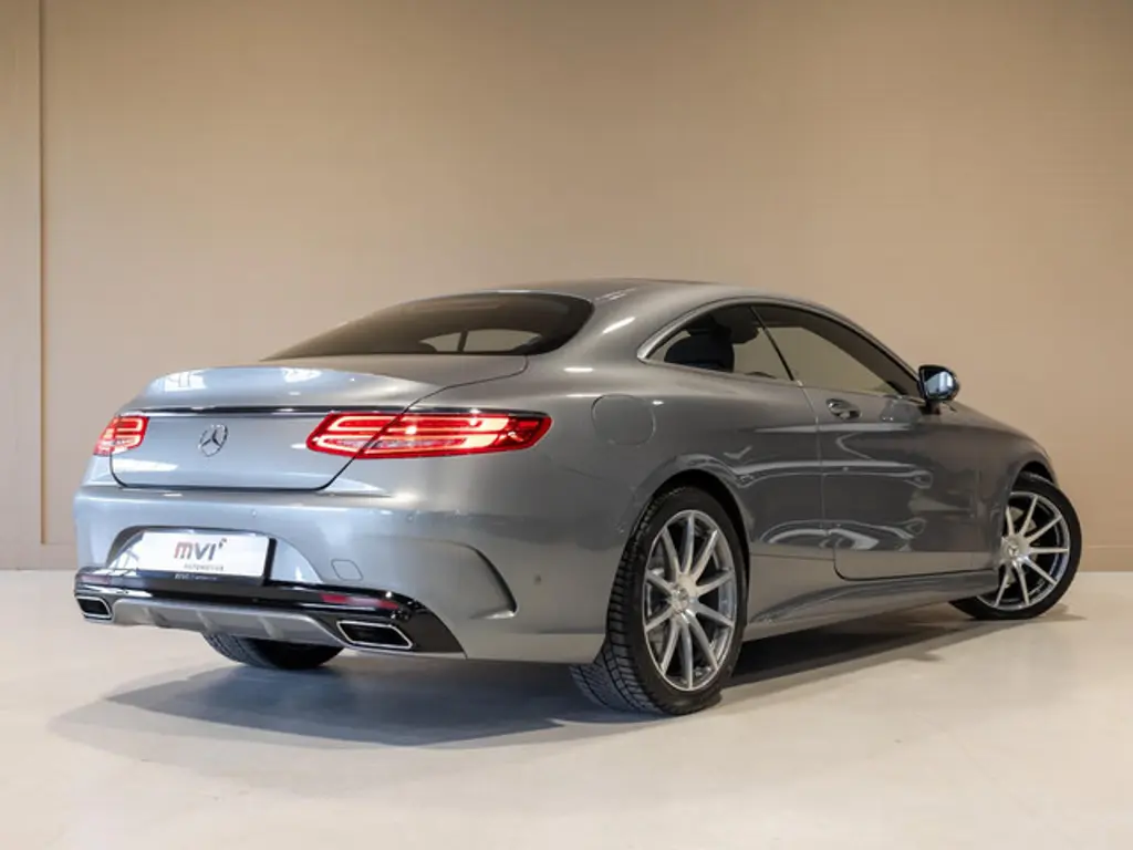 Mercedes-Benz S-Klasse 2