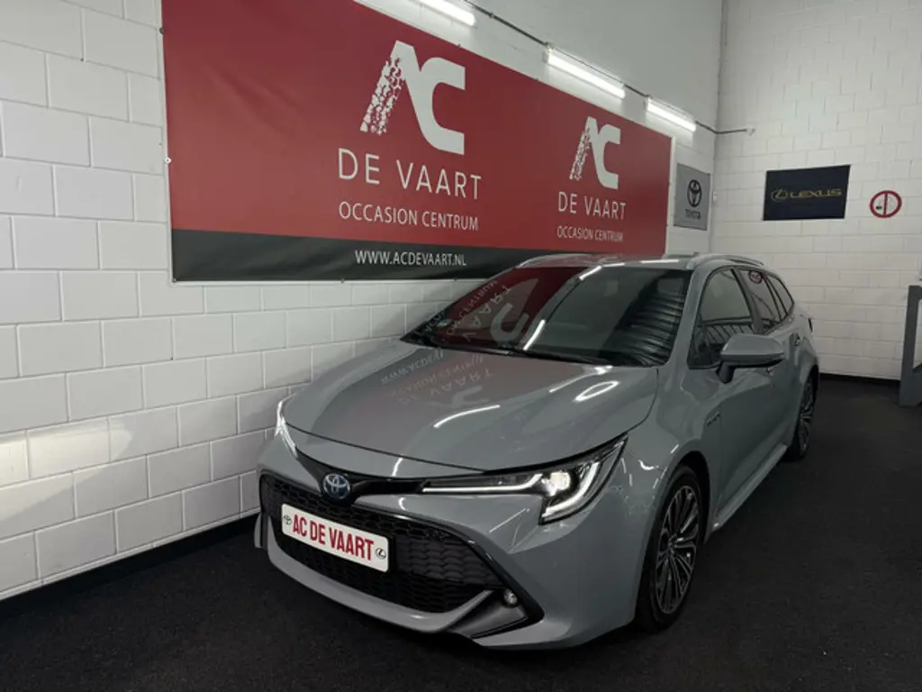 Toyota Corolla Touring Sports 2