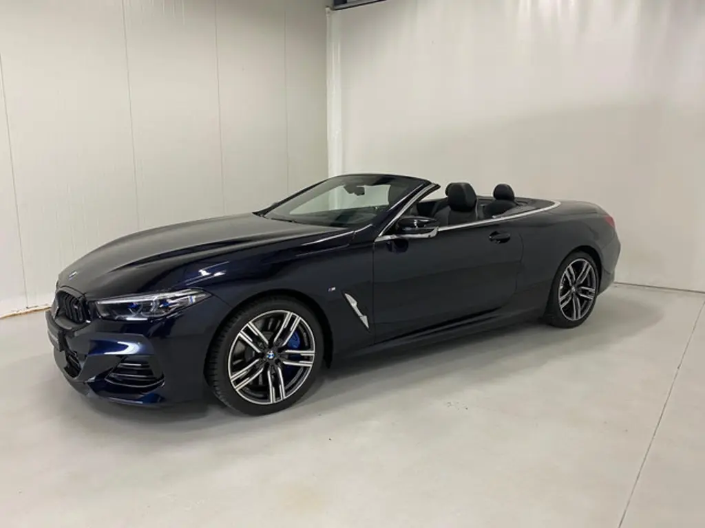 BMW 8 Serie 2