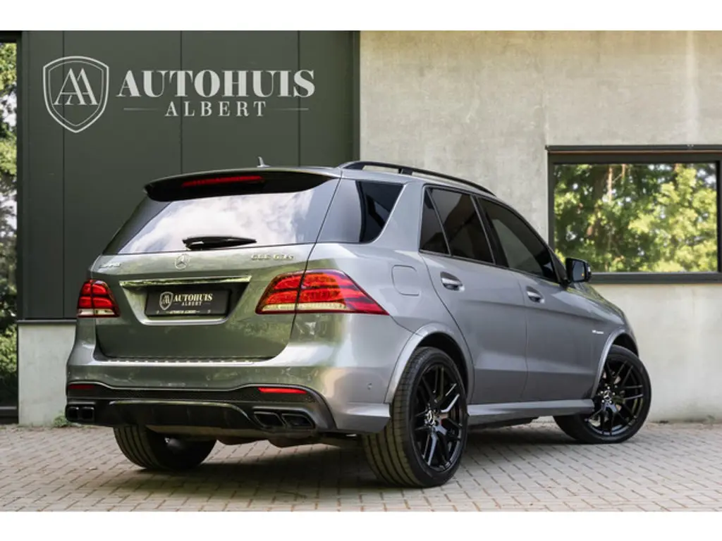 Mercedes-Benz GLE 2