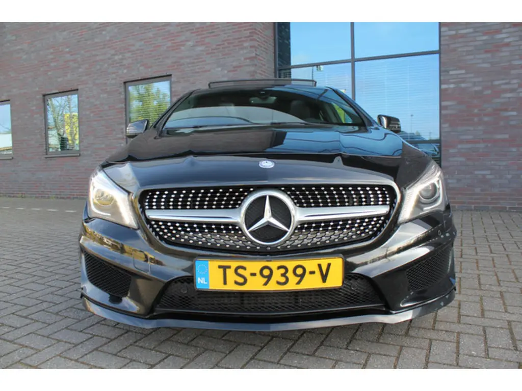 Mercedes-Benz CLA 2