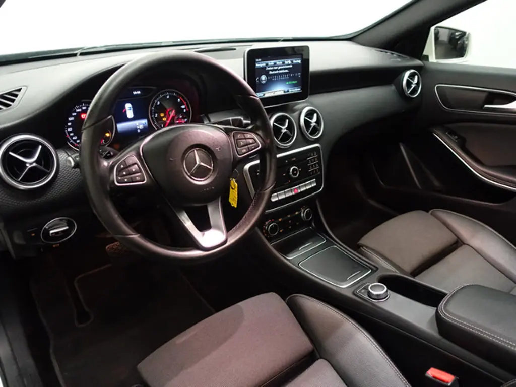 Mercedes-Benz A-Klasse 2