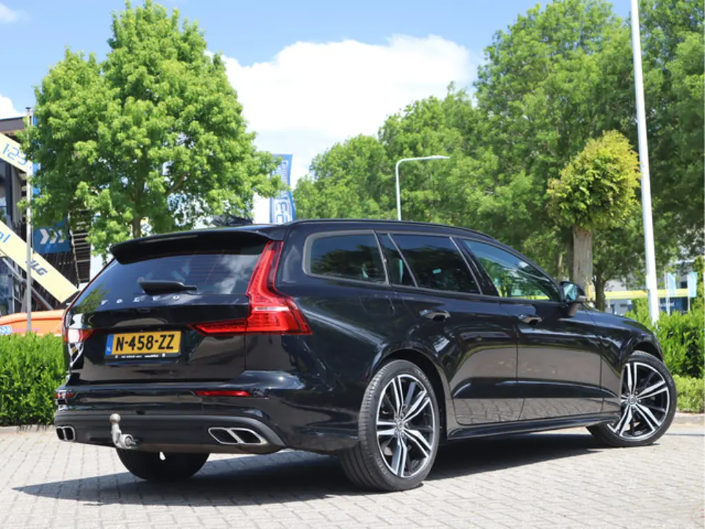 Volvo V60 2