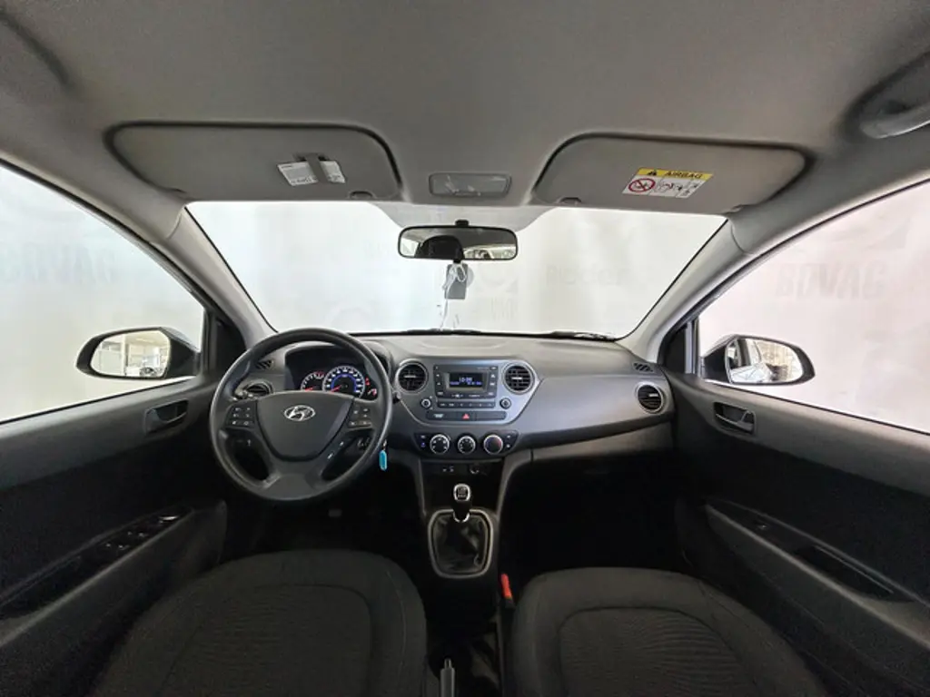 Hyundai i10 3