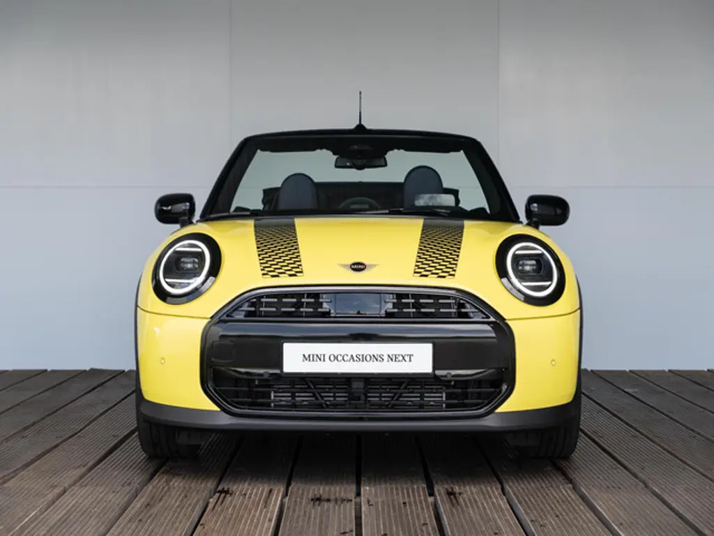 MINI Cabrio 3