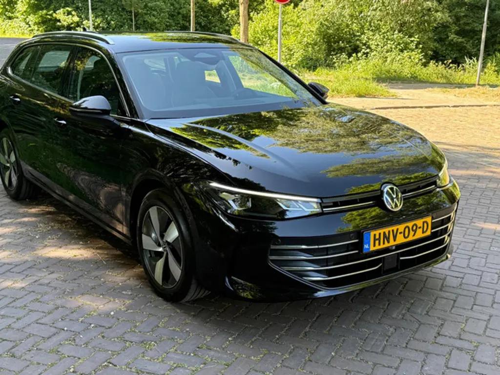 Volkswagen Passat 2