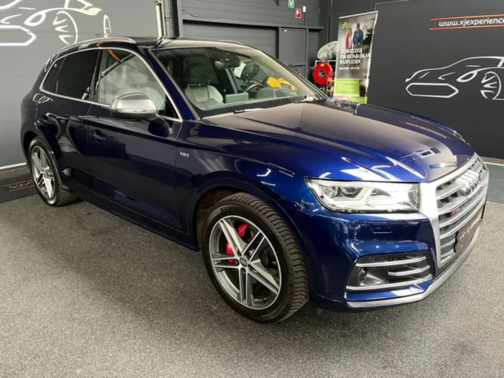 Audi SQ5 3