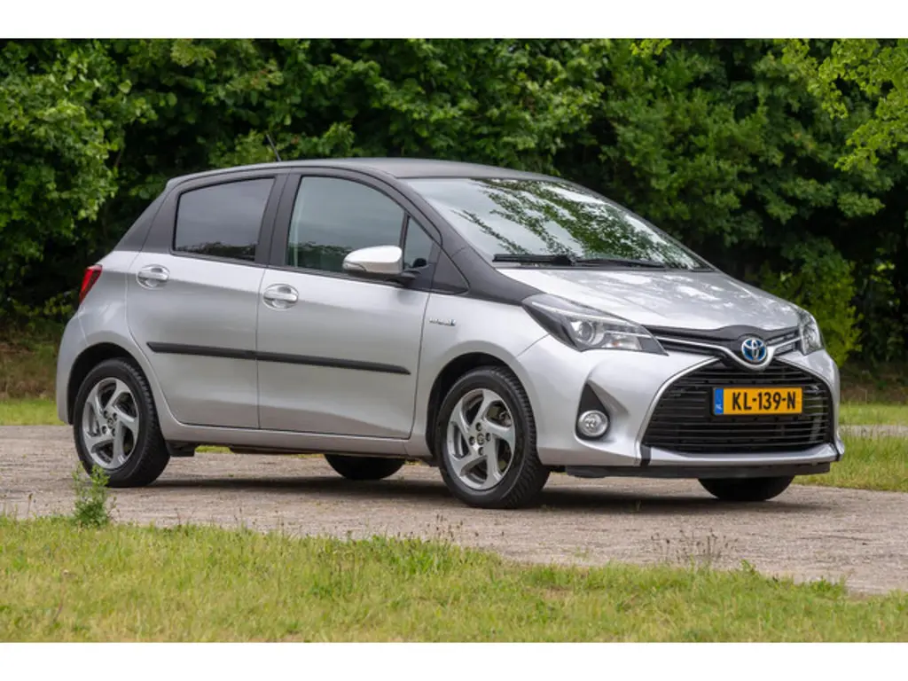 Toyota Yaris 2