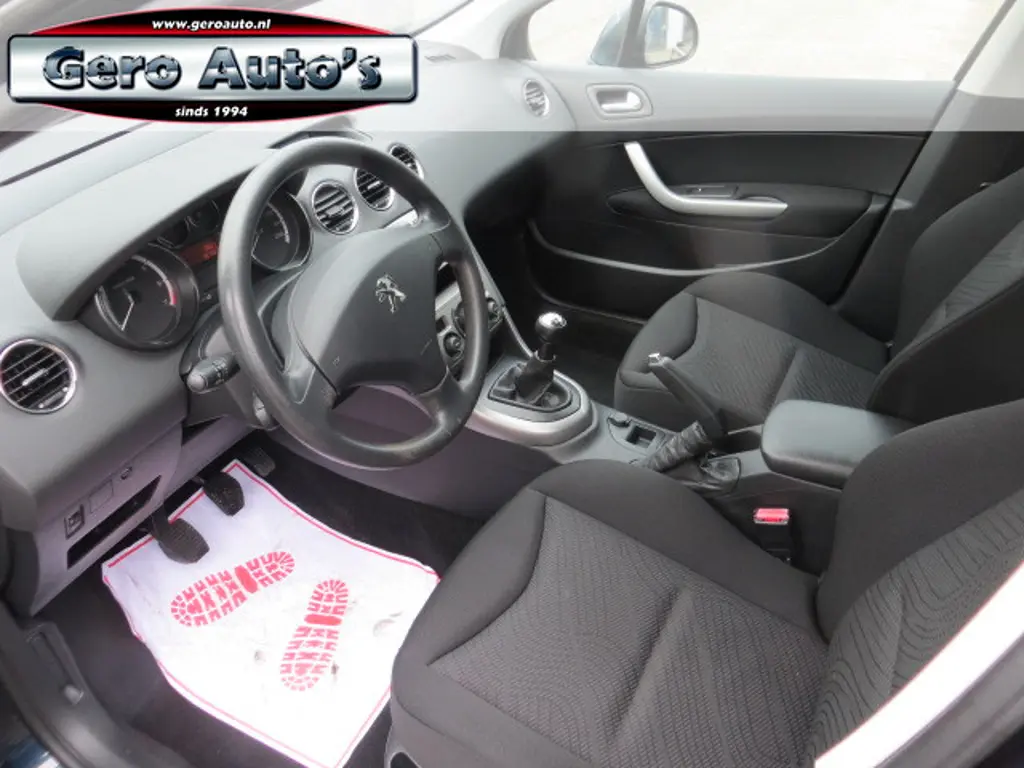 Peugeot 308 2
