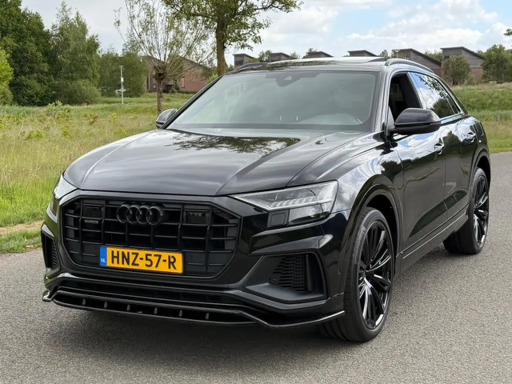 Audi Q8 2