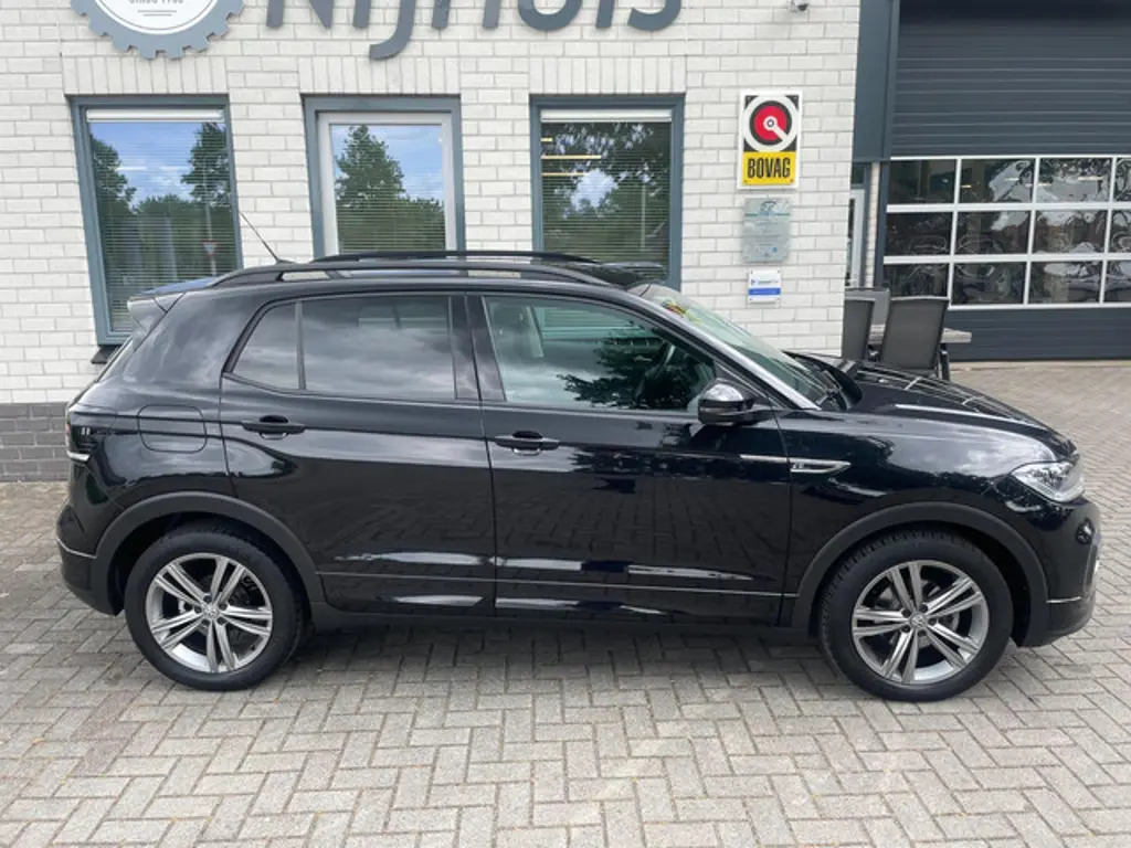 Volkswagen T-Cross 2