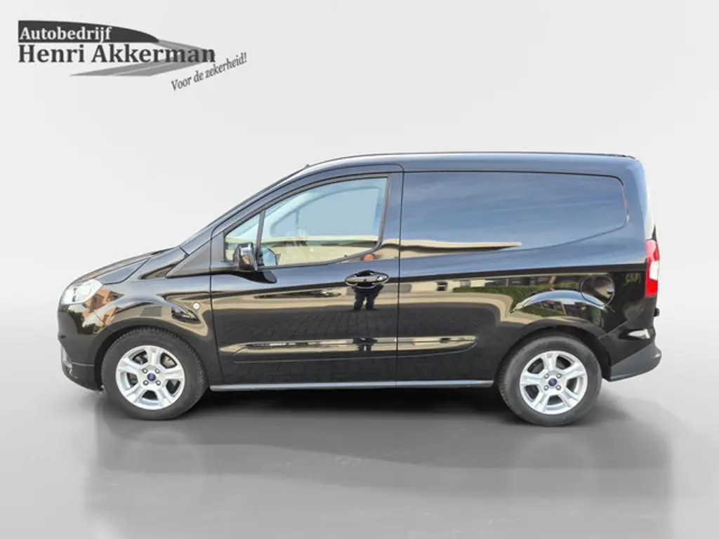 Ford Transit Courier 2