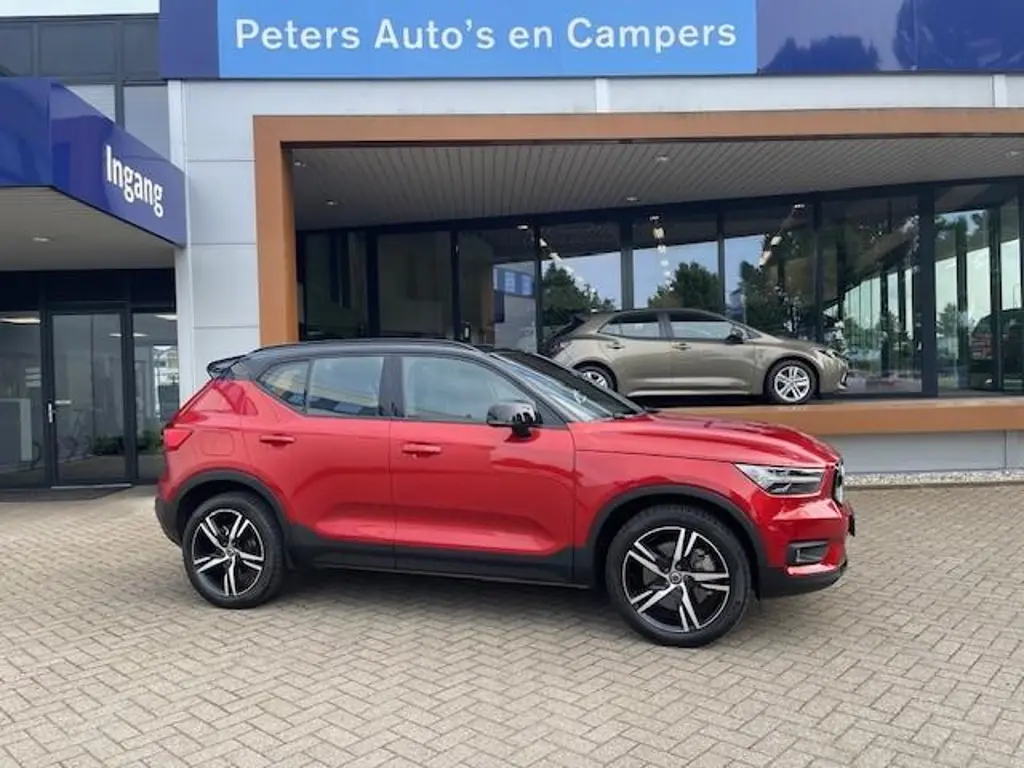 Volvo XC40 3