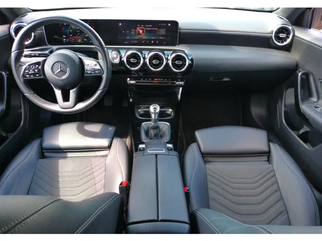 Mercedes-Benz A-Klasse 2