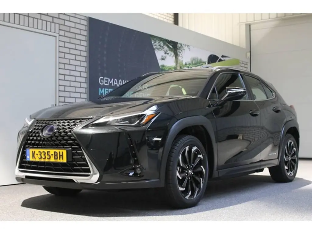 Lexus UX 2
