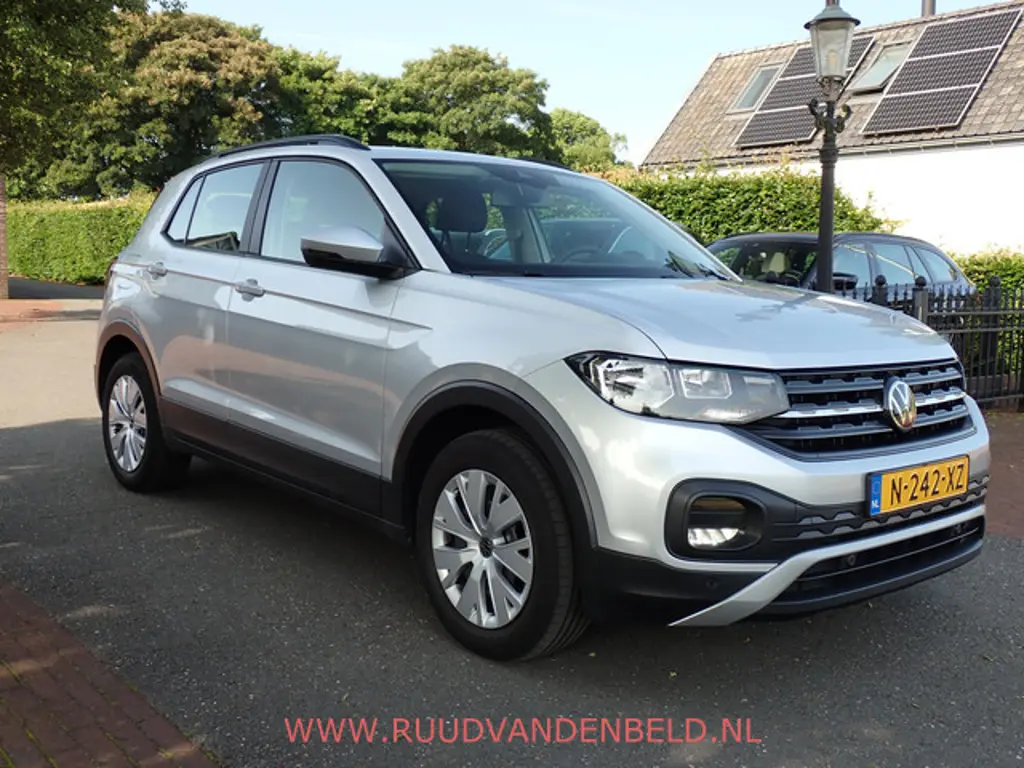 Volkswagen T-Cross 3