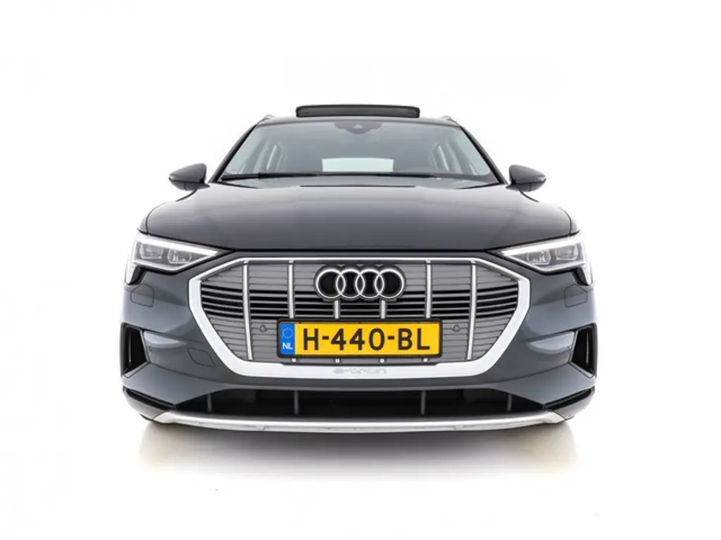 Audi e-tron 2