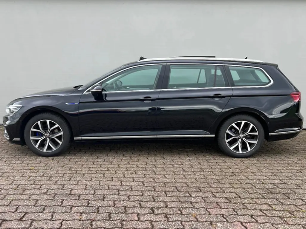Volkswagen Passat 2