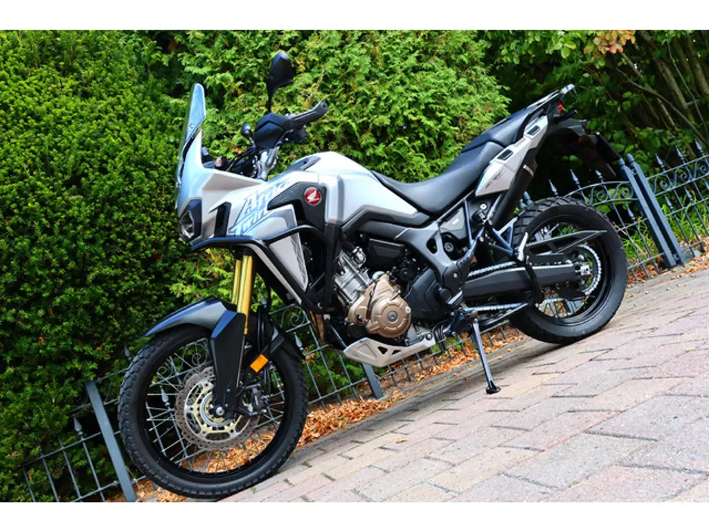 Honda CRF 1000 3