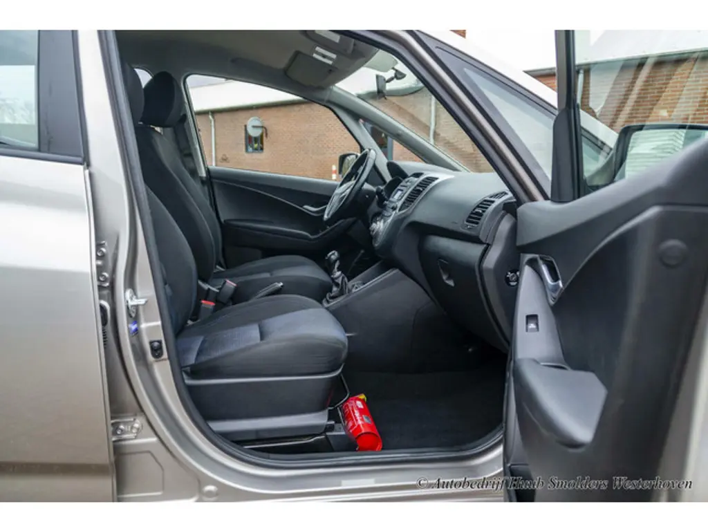 Hyundai ix20 3
