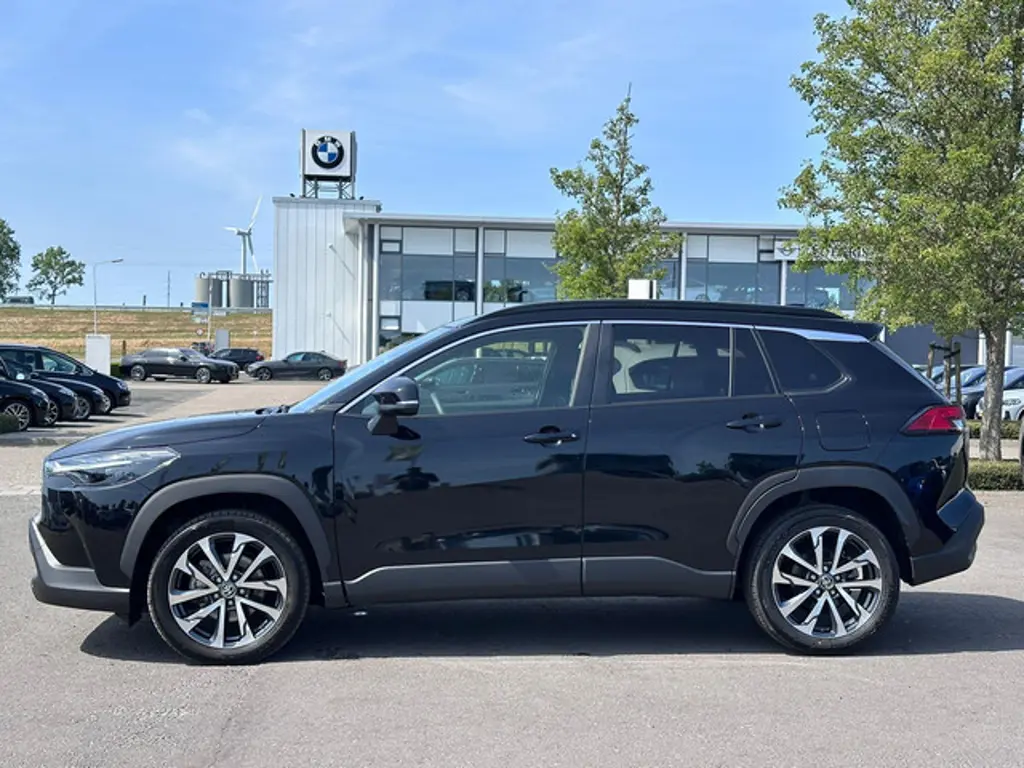 Toyota Corolla Cross 2