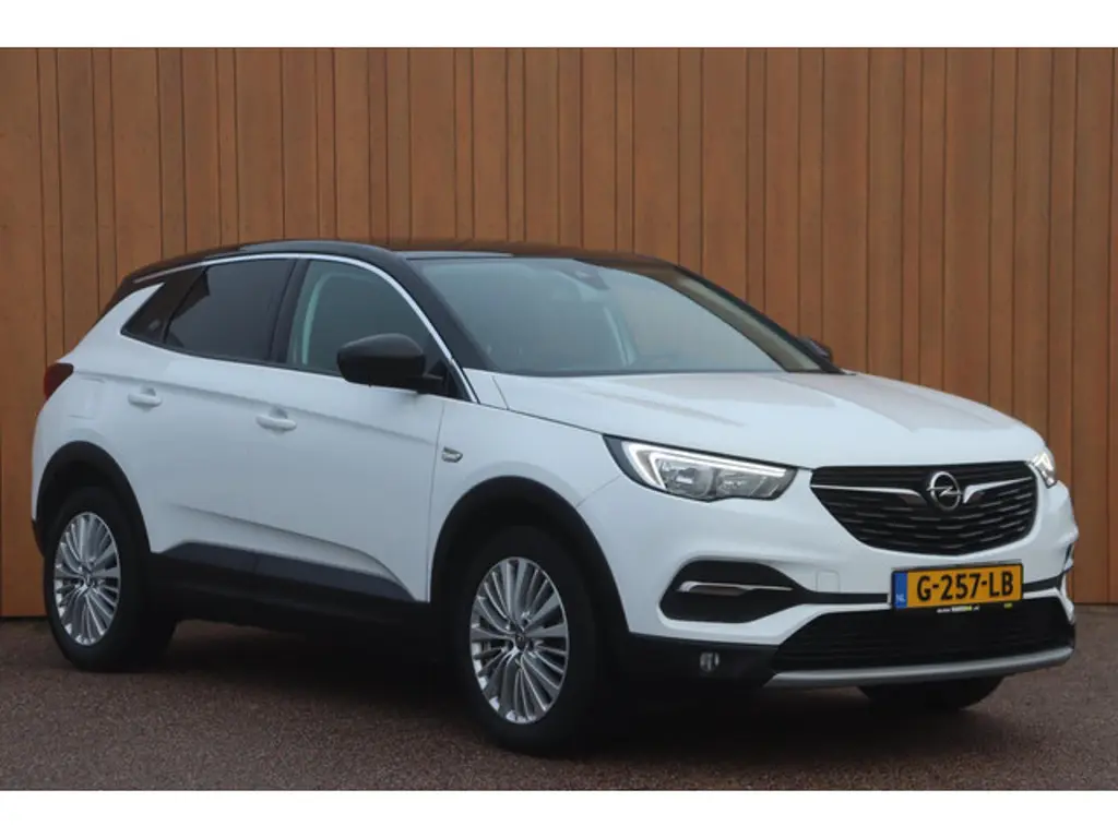 Opel Grandland X 2