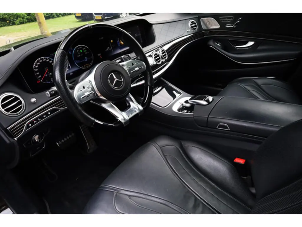 Mercedes-Benz S-Klasse 2
