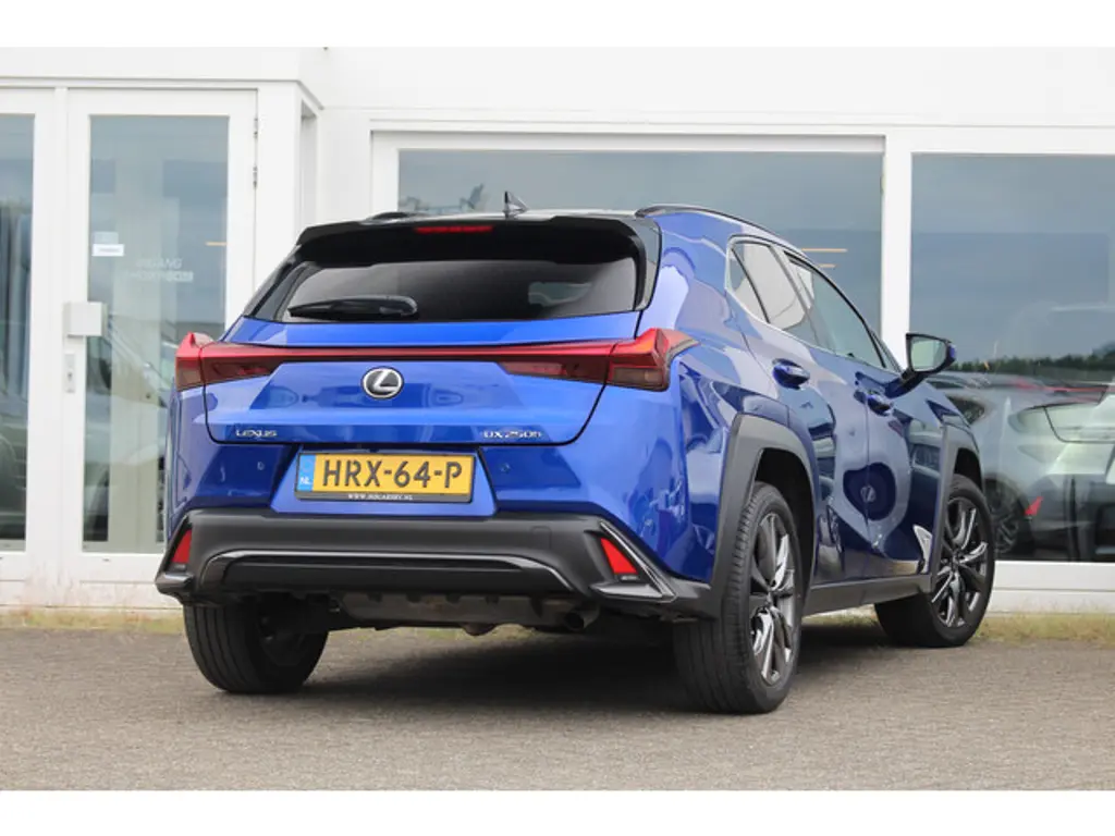 Lexus UX 2
