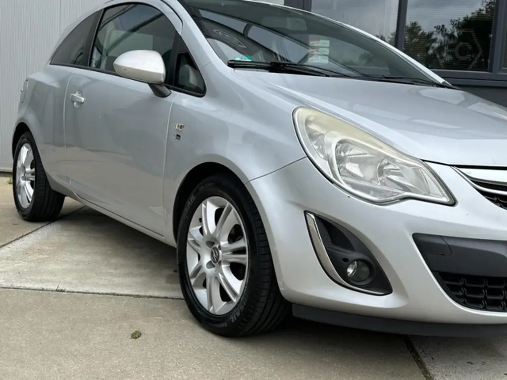 Opel Corsa 2