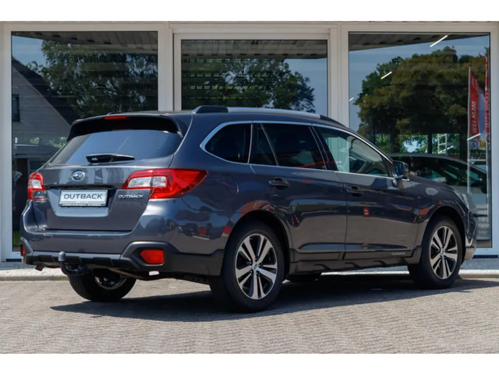 Subaru Outback 2