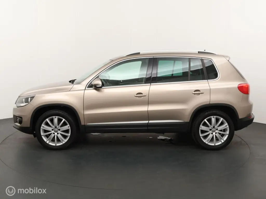 Volkswagen Tiguan 2