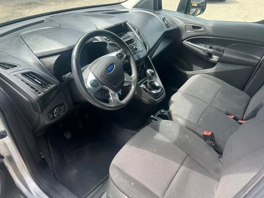 Ford Transit Connect 3