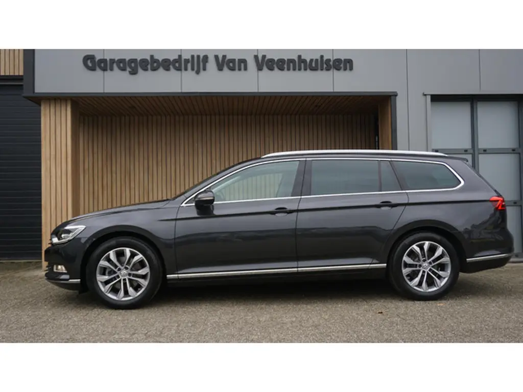 Volkswagen Passat 2
