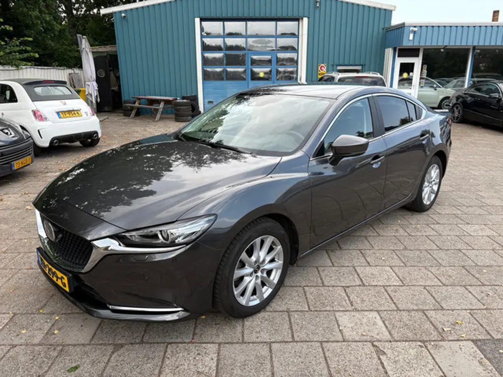 Mazda 6