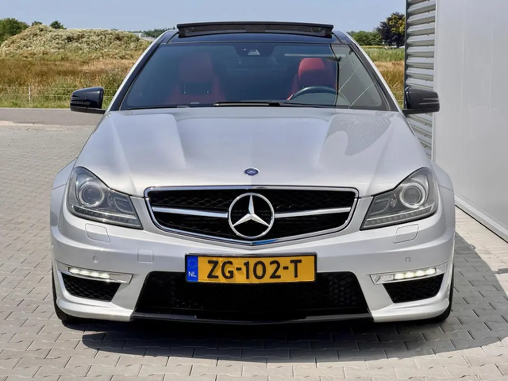 Mercedes-Benz C-Klasse 2