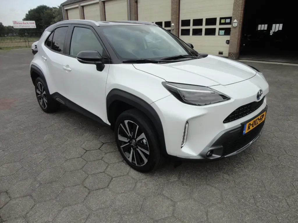 Toyota Yaris Cross 2