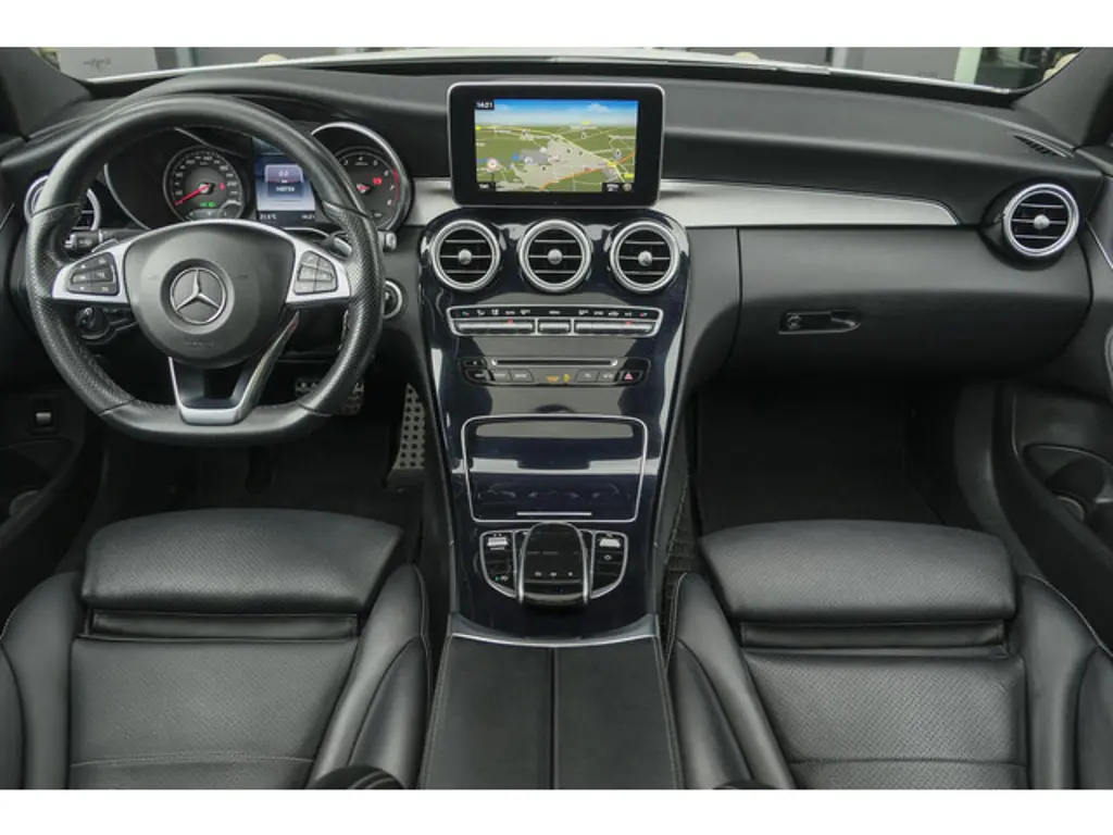 Mercedes-Benz C-Klasse 3