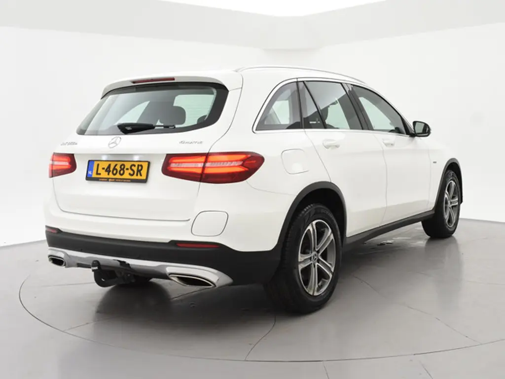 Mercedes-Benz GLC 2