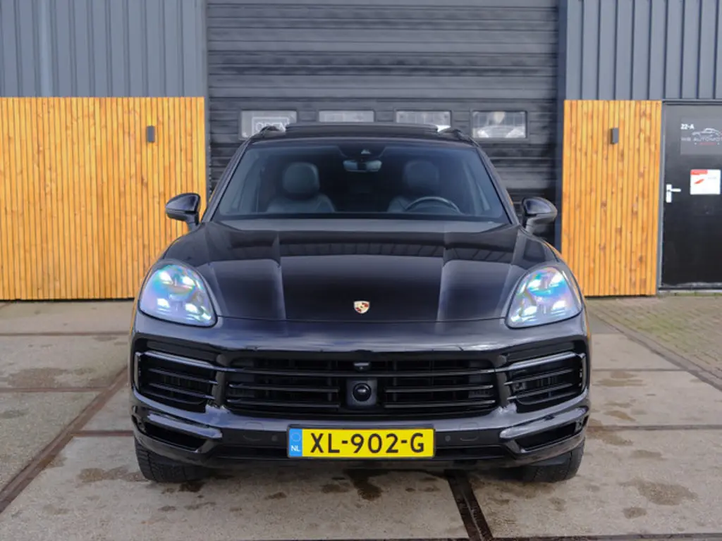 Porsche Cayenne 3