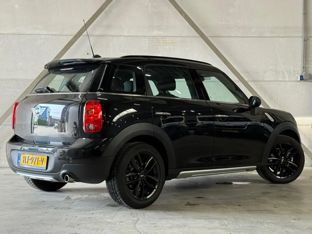 MINI Countryman 3